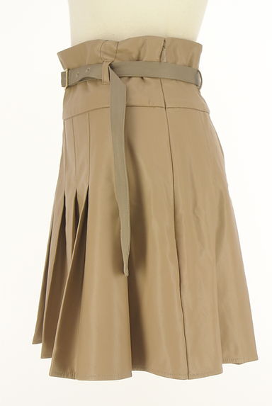 REDYAZEL（レディアゼル）の古着「フェイクレザータックプリーツミニスカート（ミニスカート）」大画像３へ