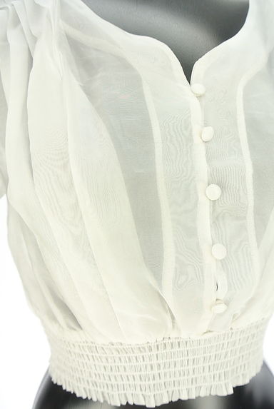 REDYAZEL（レディアゼル）の古着「パワーショルダーシアーブラウス（カットソー・プルオーバー）」大画像４へ