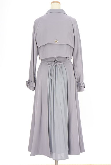 REDYAZEL（レディアゼル）の古着「ショート丈ジャケット×キャミワンピ セットアップ（ツーピース（ジャケット＋ワンピース））」大画像２へ