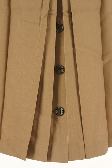 INDIVI（インディヴィ）の古着「フロントボタンインパーテッドプリーツスカート（スカート）」大画像４へ