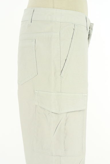 INDIVI（インディヴィ）の古着「ストレートカーゴパンツ（パンツ）」大画像４へ