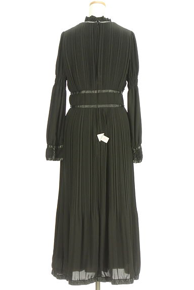 rienda（リエンダ）の古着「エコレザー切替プリーツシフォンワンピース（ワンピース・チュニック）」大画像４へ