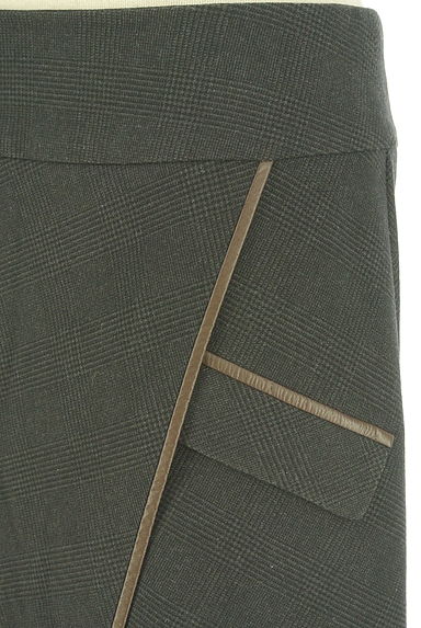 SWINSWING（スウィンスウィング）の古着「レザーパイピング入りチェック柄巻きスカート（スカート）」大画像４へ