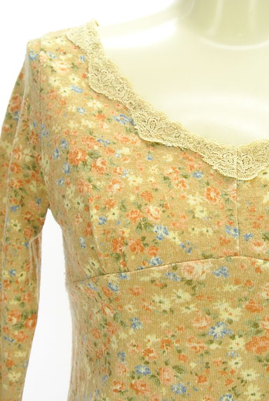 KATHARINE ROSS（キャサリンロス）の古着「レース付き小花柄カットソー（カットソー・プルオーバー）」大画像４へ