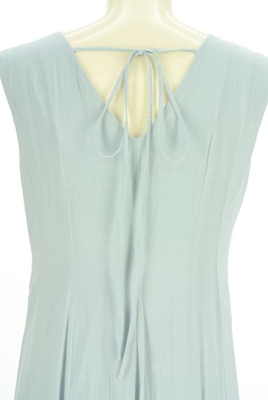 Arpege story Original（アルページュストーリーオリジナル）の古着「Vネックロングフレアワンピース（ワンピース・チュニック）」大画像４へ