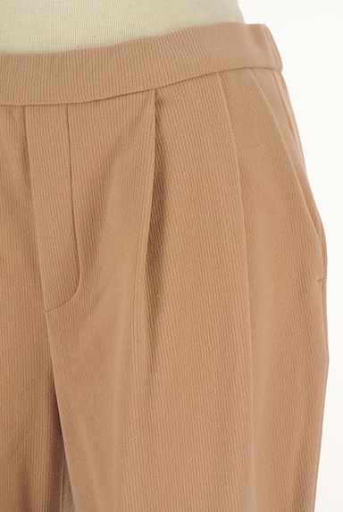 INDIVI（インディヴィ）の古着「ツータックテーパードパンツ（パンツ）」大画像４へ