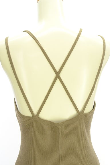 mystic（ミスティック）の古着「バッククロスミモレタイトワンピース（キャミワンピース）」大画像４へ