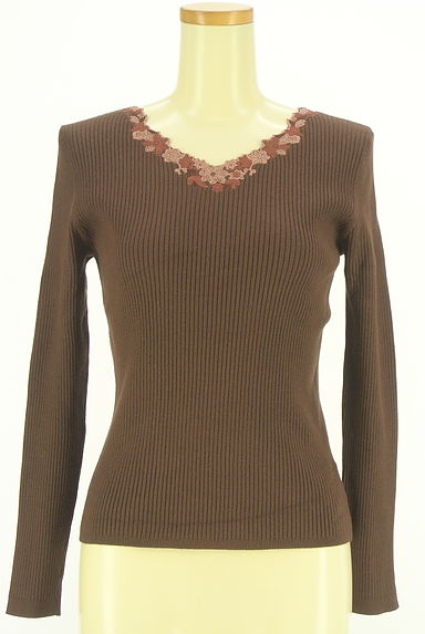 LAISSE PASSE（レッセパッセ）の古着「花刺しゅう入りリブニットトップス（ニット）」大画像１へ