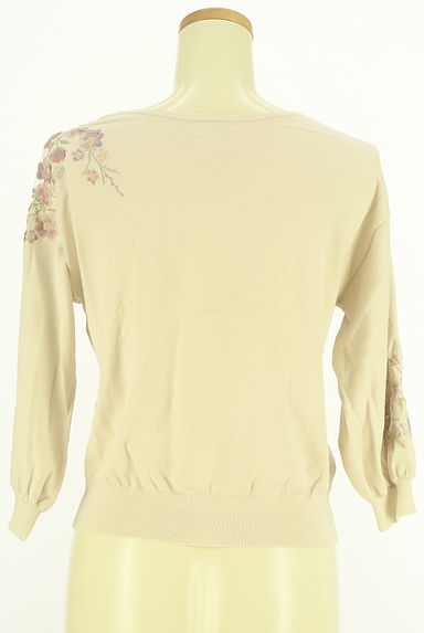 WILLSELECTION（ウィルセレクション）の古着「花柄刺繍入りニットトップス（ニット）」大画像２へ