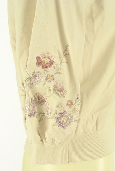 WILLSELECTION（ウィルセレクション）の古着「花柄刺繍入りニットトップス（ニット）」大画像５へ