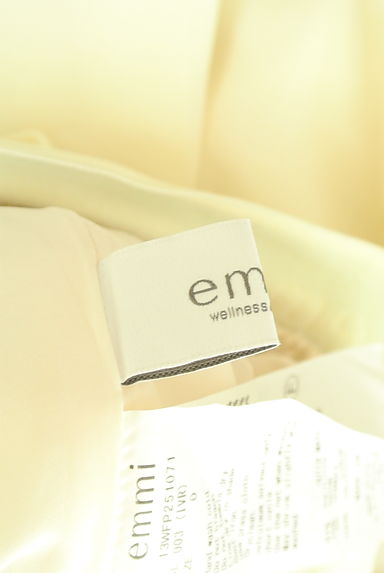 emmi atelier（エミ アトリエ）パンツ買取実績のブランドタグ画像