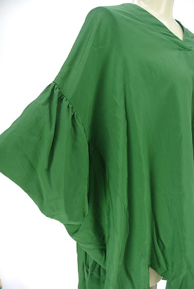 OSMOSIS（オズモーシス）の古着「Vネックカットソー（カットソー・プルオーバー）」大画像４へ