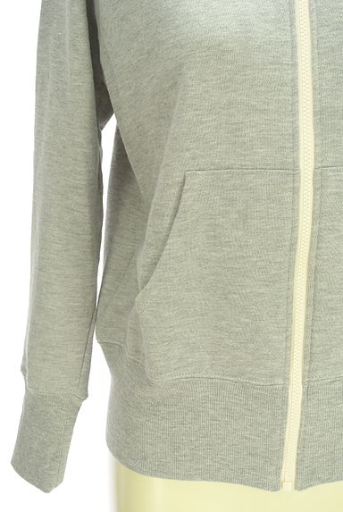 F i.n.t（フィント）の古着「ワンポイントジップパーカー（スウェット・パーカー）」大画像５へ