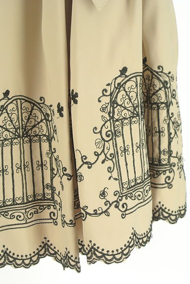 axes femme（アクシーズファム）の古着「ベルト付き刺繍膝丈スカート（スカート）」大画像５へ