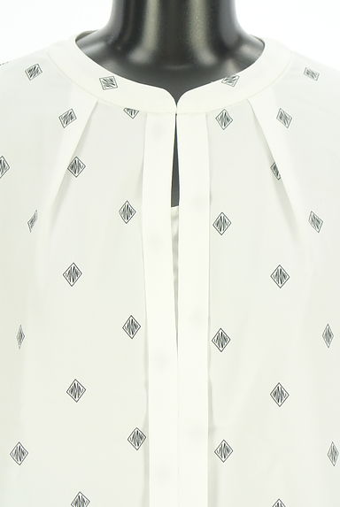 INDIVI（インディヴィ）の古着「ひし形模様カットソー（カットソー・プルオーバー）」大画像４へ