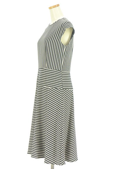 23区（ニジュウサンク）の古着「ノースリフレアワンピース（ワンピース・チュニック）」大画像３へ