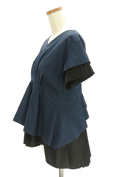 ELENDEEK（エレンディーク）の古着「レイヤード風ペプラムブラウス（カットソー・プルオーバー）」大画像３へ