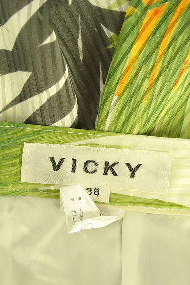 VICKY（ビッキー）の古着「ボタニカル柄ショートパンツ（ショートパンツ・ハーフパンツ）」大画像６へ