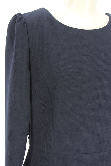 NATURAL BEAUTY BASIC（ナチュラルビューティベーシック）の古着「パフスリーブワンピース（ワンピース・チュニック）」大画像４へ