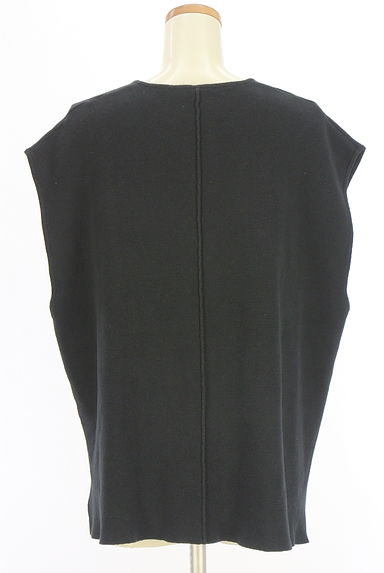 antiqua（アンティカ）の古着「patterntorso Vネックニットベスト（ベスト・ジレ）」大画像２へ