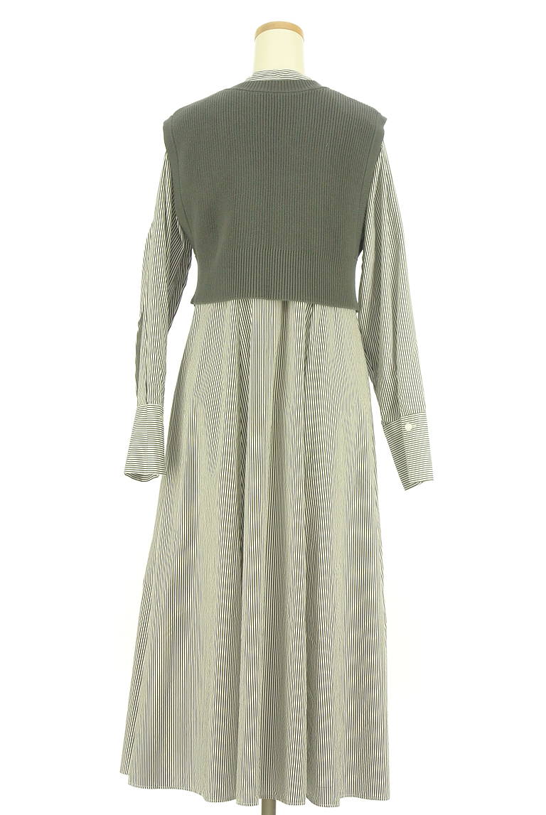NATURAL BEAUTY BASIC（ナチュラルビューティベーシック）の古着「商品番号：PR10343897」-大画像2