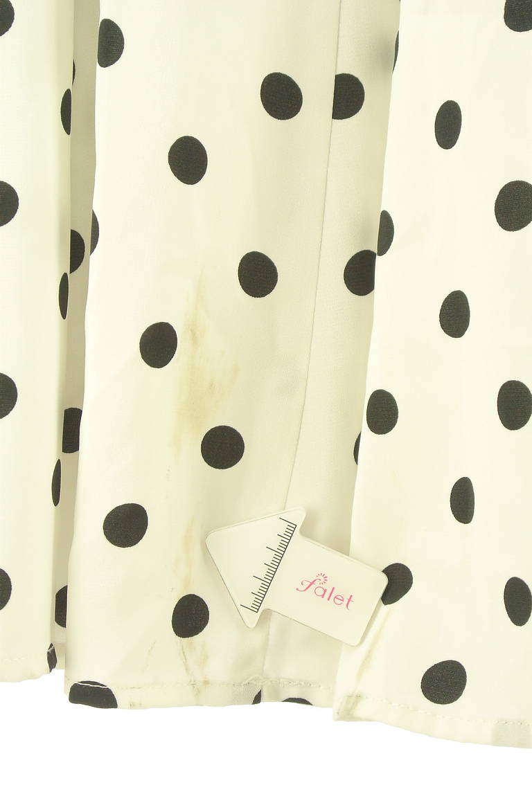 La boutique BonBon（ラブティックボンボン）の古着「商品番号：PR10343927」-大画像5