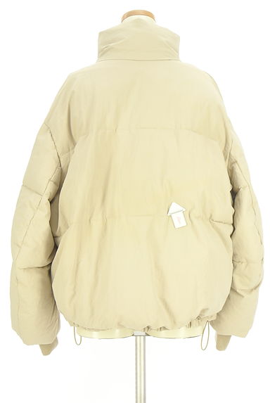 クリックで大画像表示 AZUL BY MOUSSY(アズールバイマウジー)の古着「ボリューム中綿ショートコート(ブルゾン・スタジャン)」大画像4へ