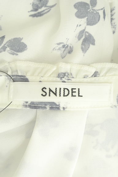 クリックで大画像表示 Snidel(スナイデル)の古着「花柄シフォンワンピース(ワンピース・チュニック)」大画像6へ