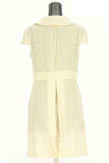 クリックで大画像表示 JILLSTUART(ジルスチュアート)の古着「カットワークレースワンピース(ワンピース・チュニック)」大画像2へ
