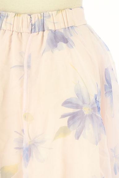 クリックで大画像表示 Snidel(スナイデル)の古着「花柄シフォンミニスカート(ミニスカート)」大画像4へ