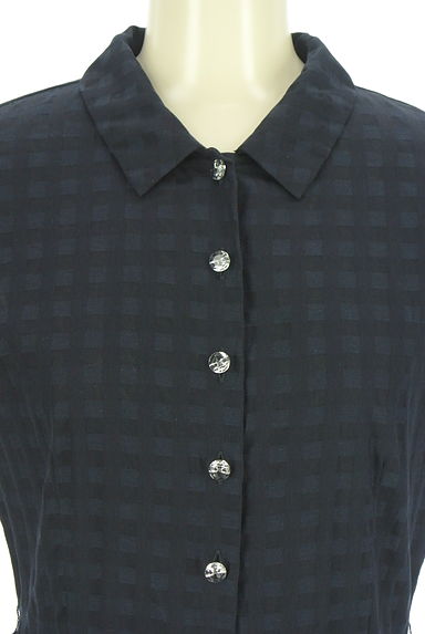クリックで大画像表示 To b. by agnes b.(トゥービーバイアニエスベー)の古着「チェック柄シャツワンピース(ワンピース・チュニック)」大画像4へ