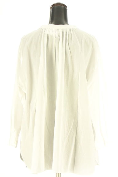 NATURAL BEAUTY BASIC（ナチュラルビューティベーシック）トップス買取実績の後画像