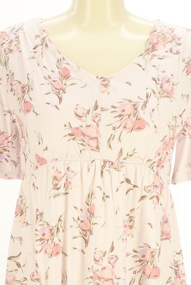 クリックで大画像表示 LAISSE PASSE(レッセパッセ)の古着「バストパッド入り花柄ワンピース(ワンピース・チュニック)」大画像4へ