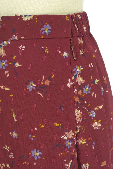 クリックで大画像表示 WILLSELECTION(ウィルセレクション)の古着「小花柄シアーロングスカート(ロングスカート・マキシスカート)」大画像4へ