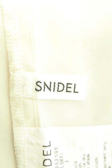 クリックで大画像表示 Snidel(スナイデル)の古着「ニットボレロ×ノースリ花柄ワンピ セットアップ(ツーピース(ジャケット+ワンピース))」大画像6へ