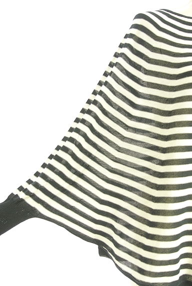 クリックで大画像表示 UNTITLED(アンタイトル)の古着「ボーダー柄ドルマンニットトップス(ニット)」大画像4へ