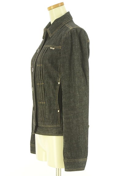 クリックで大画像表示 BURBERRY(バーバリー)の古着「ピンタックブラックデニムジャケット(ブルゾン・スタジャン)」大画像3へ