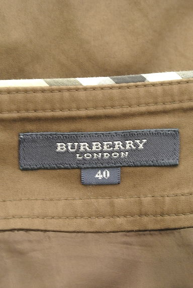 クリックで大画像表示 BURBERRY(バーバリー)の古着「ミディ丈タックフレアスカート(スカート)」大画像6へ