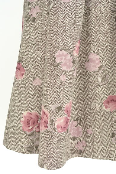 MISCH MASCH（ミッシュマッシュ）の古着「花柄膝下フレアスカート（ロングスカート・マキシスカート）」大画像５へ
