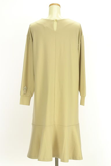 Te chichi（テチチ）の古着「Te chichi TERRASSE 裾ペプラムワンピース（ワンピース・チュニック）」大画像４へ