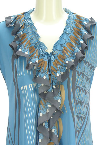 クリックで大画像表示 HIROKO KOSHINO(ヒロココシノ)の古着「フリルカラーノースリワンピース(ワンピース・チュニック)」大画像4へ