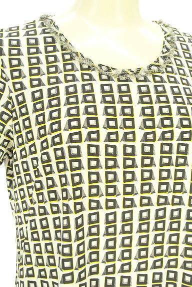 クリックで大画像表示 HIROKO KOSHINO(ヒロココシノ)の古着「スカートタック総柄ワンピース(ワンピース・チュニック)」大画像4へ