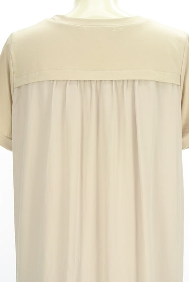 クリックで大画像表示 NATURAL BEAUTY BASIC(ナチュラルビューティベーシック)の古着「後ろシフォン切替Tシャツワンピース(ワンピース・チュニック)」大画像4へ