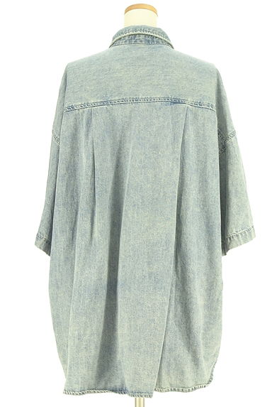 JEANASiS（ジーナシス）シャツ買取実績の後画像