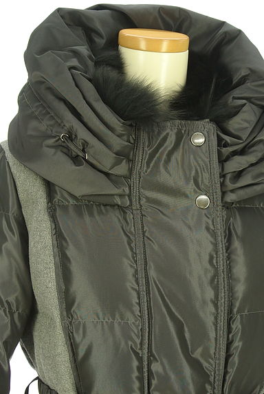 クリックで大画像表示 LAPINE BLANCHE(ラピーヌ ブランシュ)の古着「別地切替ダウンコート(ダウンジャケット・ダウンコート)」大画像4へ