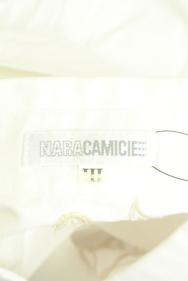 クリックで大画像表示 NARA CAMICIE(ナラカミーチェ)の古着「花刺しゅう入り白ブラウス(ブラウス)」大画像6へ