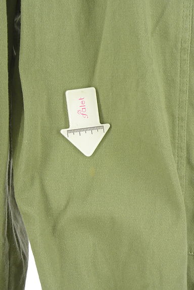 クリックで大画像表示 drug store's(ドラッグストアーズ)の古着「ブタ刺繍入りカーゴパンツ(パンツ)」大画像5へ