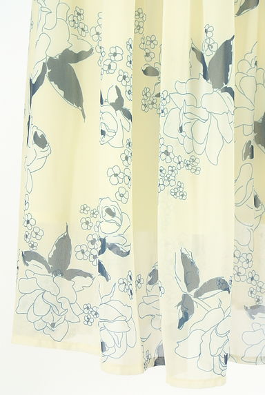 クリックで大画像表示 ROSE BUD(ローズバッド)の古着「花柄ロングシフォンスカート(スカート)」大画像4へ