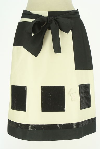 クリックで大画像表示 TO BE CHIC(トゥービーシック)の古着「スパンコールMIX四角模様スカート(スカート)」大画像4へ