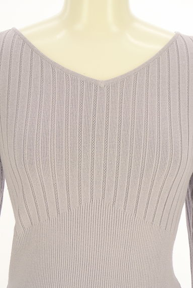 クリックで大画像表示 PROPORTION BODY DRESSING(プロポーションボディドレッシング)の古着「Vネックリブニットトップス(ニット)」大画像4へ